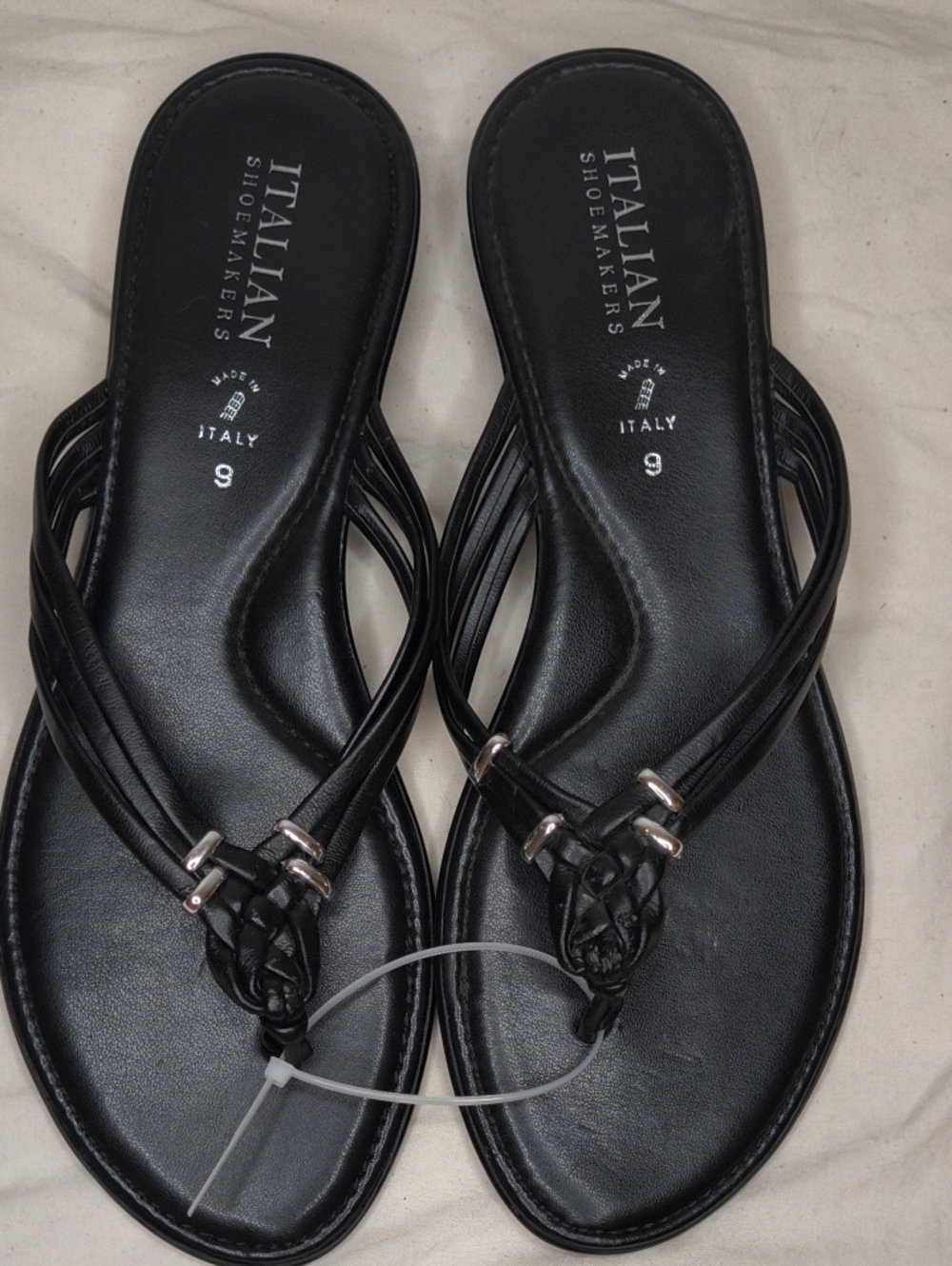 Italian Shoemakers Black Leather Braided Thong Sandals Size 9 AL